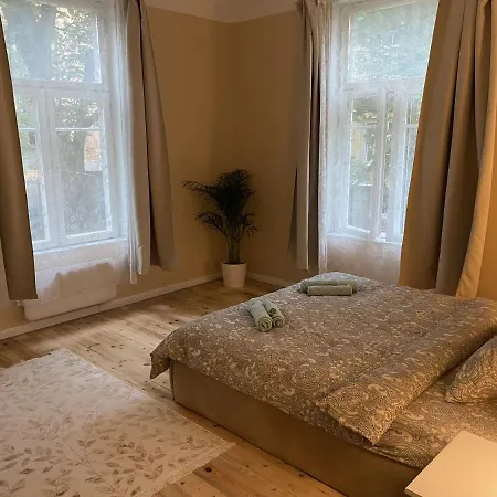 Lejlighed 3Bdr Apartment With A Terrace In Kadriorg