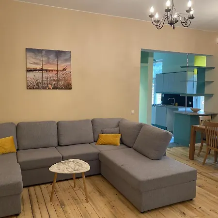 Family 3Bdr Apartment With A Terrace In Kadriorg Apartament Tallin