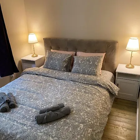 公寓 Boutique 2Bdr Apartment With A Terrace In Kadriorg *