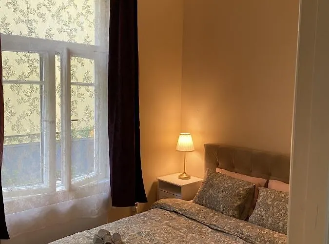 3Bdr Apartment With A Terrace In Kadriorg Lejlighed *